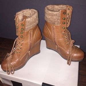 Mossimo Wedge Lace-Up Boots- size 8